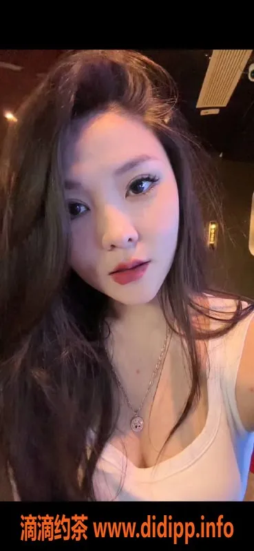 成都楼凤-锦江区花仙子，23岁，身高1.7米，超值服务