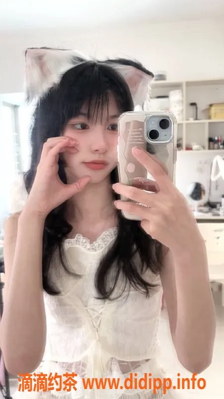 重庆楼凤-眠眠，甜美少女，88斤，提供专业服务