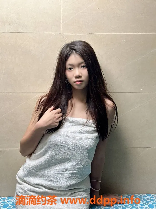 广州楼凤-天河嫩妹闪闪，700元视频验证服务