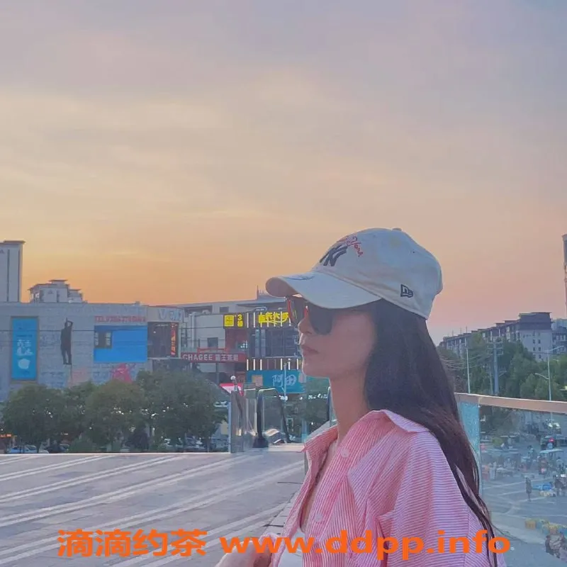 郑州楼凤资源信息,郑州24岁兰兰，168cm，107斤，陪洗服务