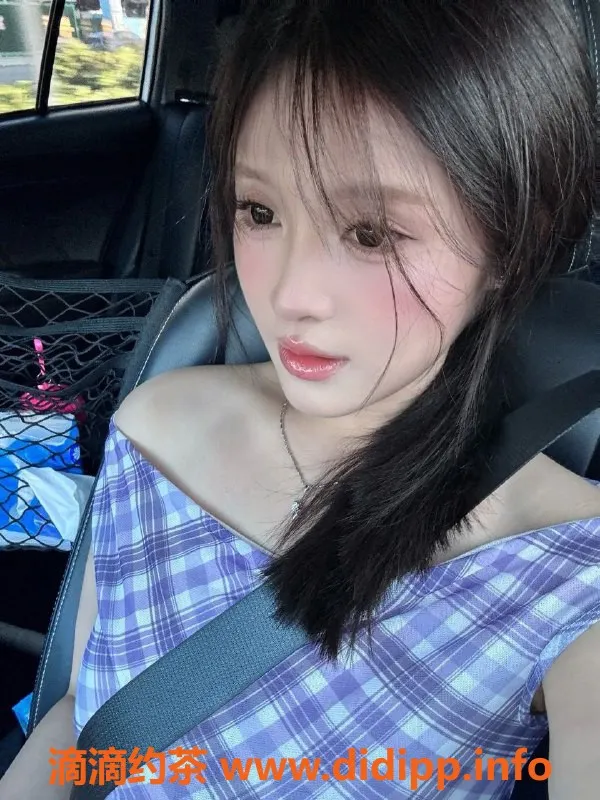 广州楼凤-天河嫩妹许思怡，8P服务大胸诱惑