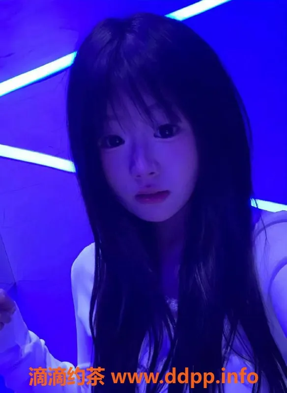 成都楼凤资源信息,成都嫩妹西西，160高100体，陪洗口做仅600