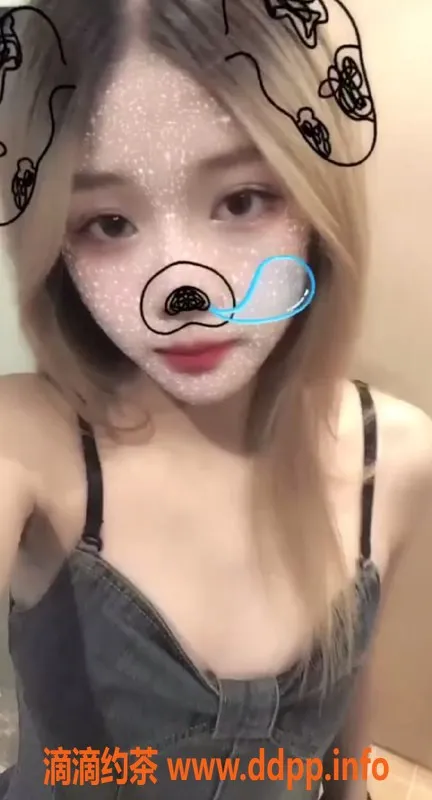 成都楼凤-成都白菜，17岁163高、80体重，600元一次！