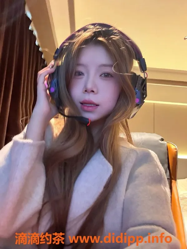 长沙楼凤资源信息,岳麓区西西，162cm小巧玲珑，19岁C罩杯