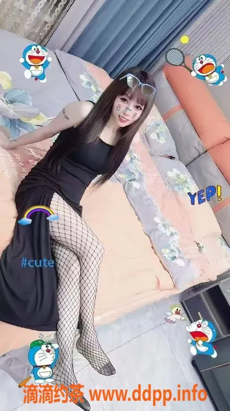 郑州楼凤-金水区佳佳，27岁165cm C罩杯，超值双飞服务