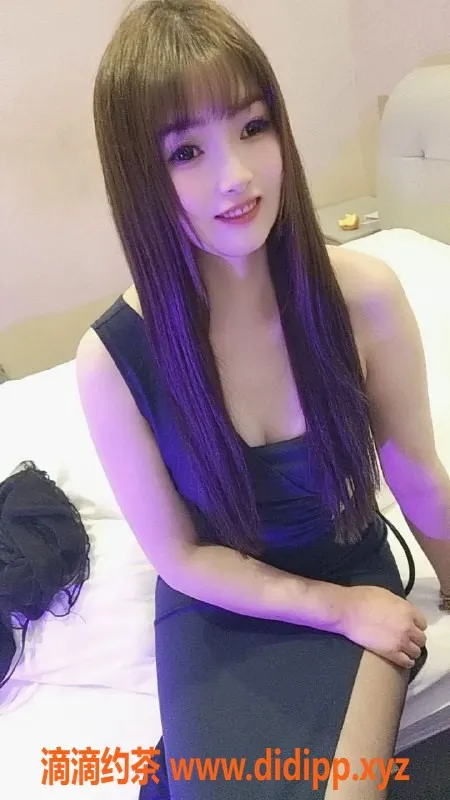 深圳楼凤-南山26岁魅力美女，168cm 108斤 36C私约体验