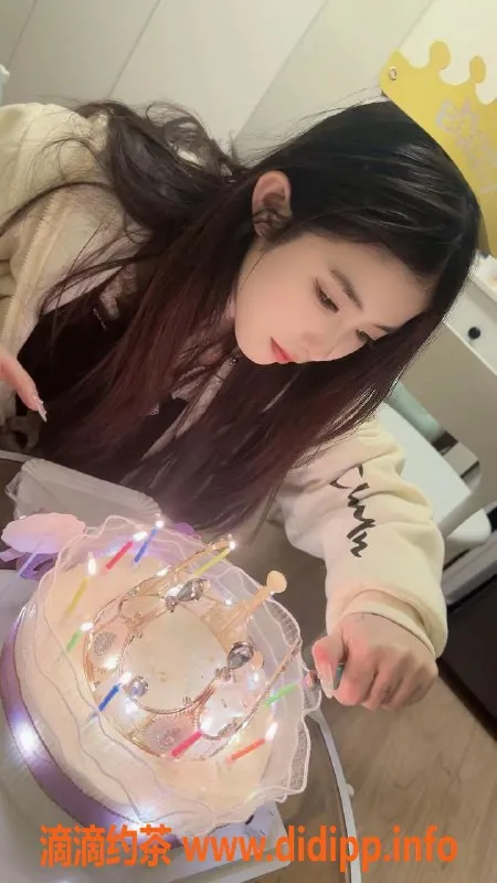 长沙楼凤-雨花区可可，700起上门服务，热情如小龙虾