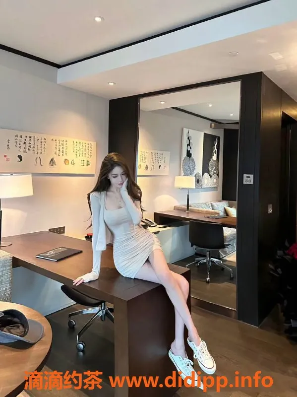 北京楼凤-朝阳三里屯知意妹妹网红模特 3000p