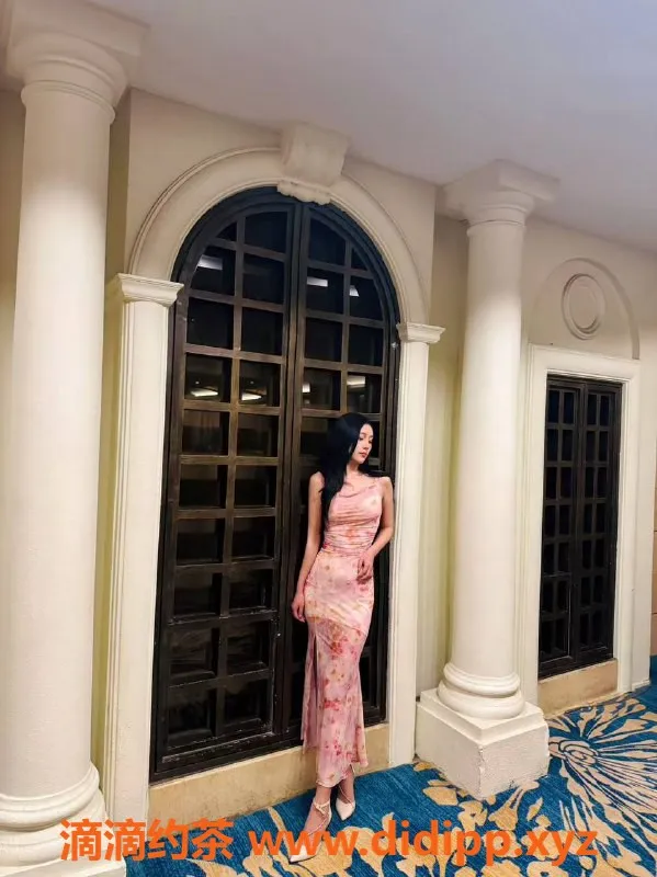 成都楼凤-锦江区心瑶26岁御姐，超高颜值，车费便宜