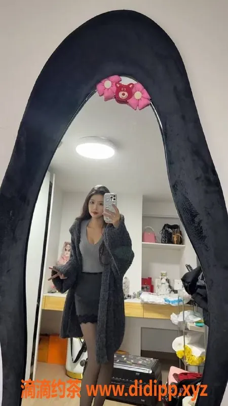 广州楼凤资源信息,荔湾崽崽，嫩妹舌吻服务，12P热度🔥