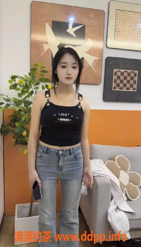 广州楼凤-天河嫩妹安琪，舌吻体验只需800元起