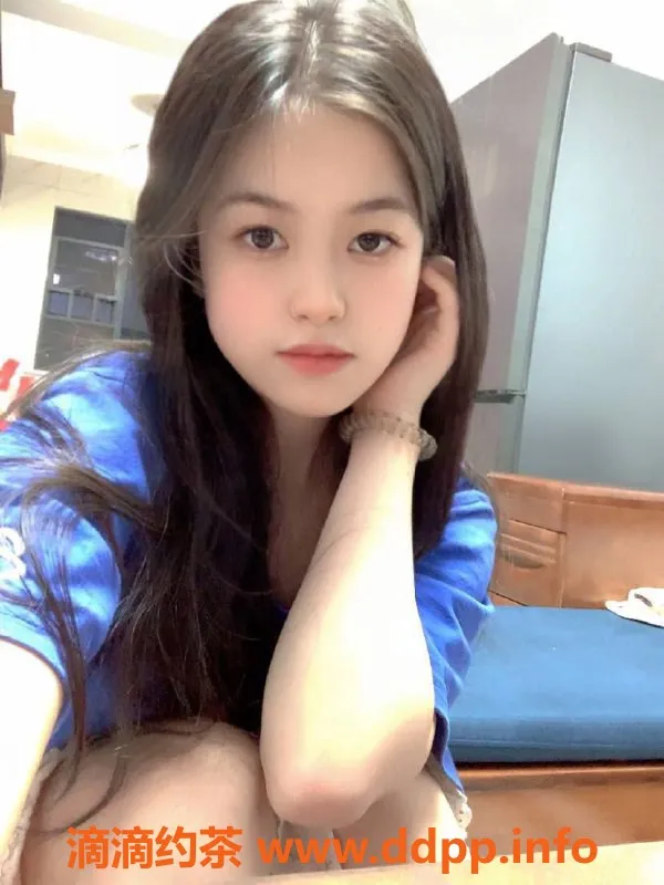 广州楼凤-天河小伊，课费700p，服务态度好