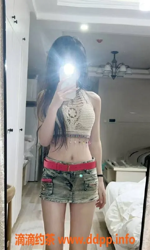 长沙楼凤-雨花区玲珑，162cm 75斤 19岁温柔妹子等你来体验！