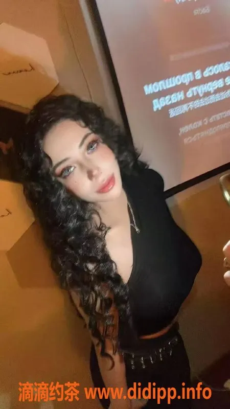 长沙楼凤-乌克兰洋妞，170cm C杯，热情服务只需1500p