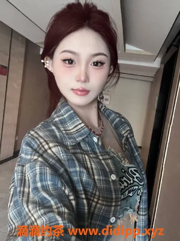 广州楼凤-海珠御姐精灵，700起价，体验舌吻与69p