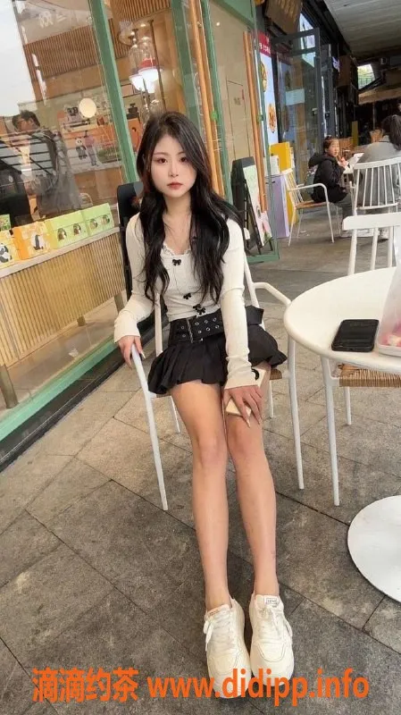 成都楼凤-红牌楼晓琪，性价比高的6p嫩妹车