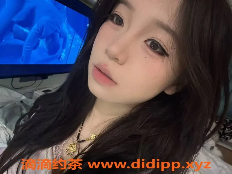 广州楼凤-天河嫩妹柒柒，视频验证，600元一次