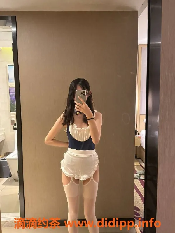 广州楼凤-白云外出嫩妹贝贝，24PP夜课服务