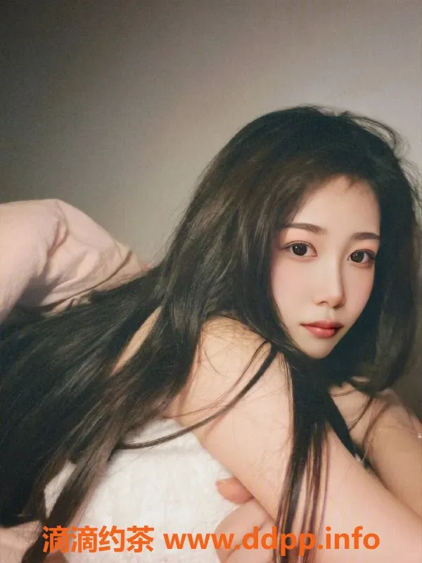 广州楼凤-黄埔嫩妹依依，7P鸳鸯浴等你体验！