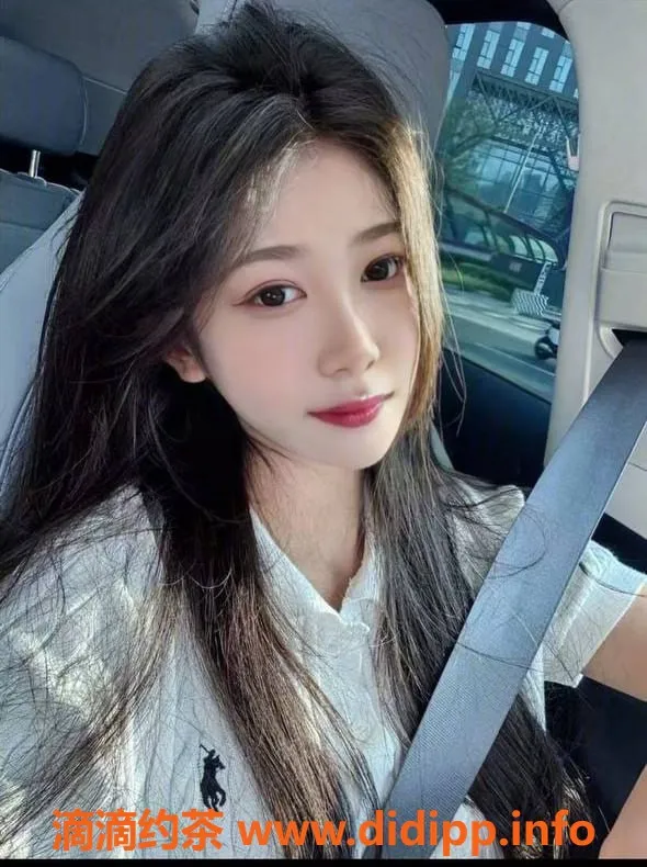 广州楼凤-黄埔嫩妹依依，7P鸳鸯浴等你体验！