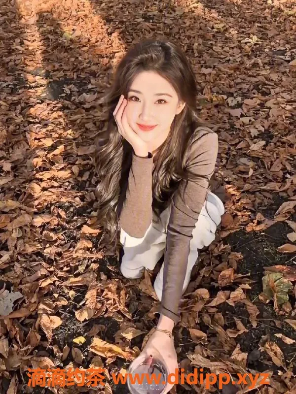 广州楼凤-黄埔御姐苏洛洛，7P鸳鸯浴等你来体验！