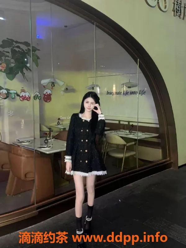 广州楼凤-天河御姐亦菲，12P体验，尽享舌吻！