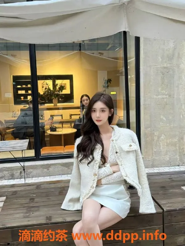 南京楼凤-江宁区颜值系御姐倪妮，24岁身高164
