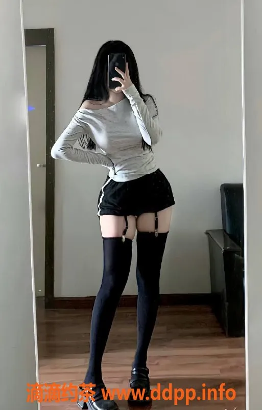 广州楼凤-天河嫩妹暖暖，12P大胸服务超赞！