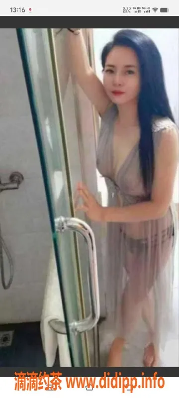 深圳楼凤-罗湖30岁大奶御姐蓉儿，162cm倾情服务