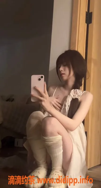 杭州楼凤-杭州倩倩 18岁身高167cm尽享性感服务