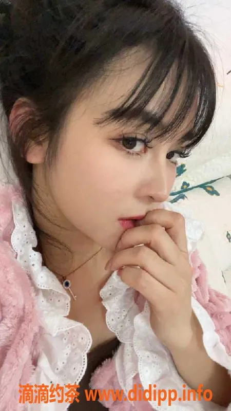 深圳楼凤-深圳罗湖笑笑 25岁 身高160CM 价格500元起