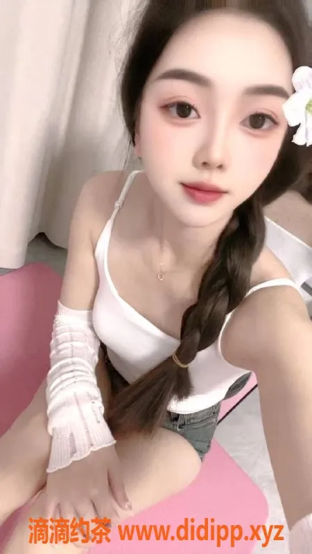 杭州楼凤-上城嫩妹筱筱，900元私聊服务可选！