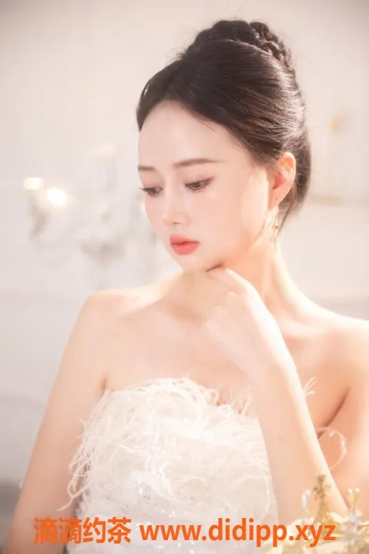 杭州楼凤资源信息,上城区清纯御姐柚子，165cm身高，800P起