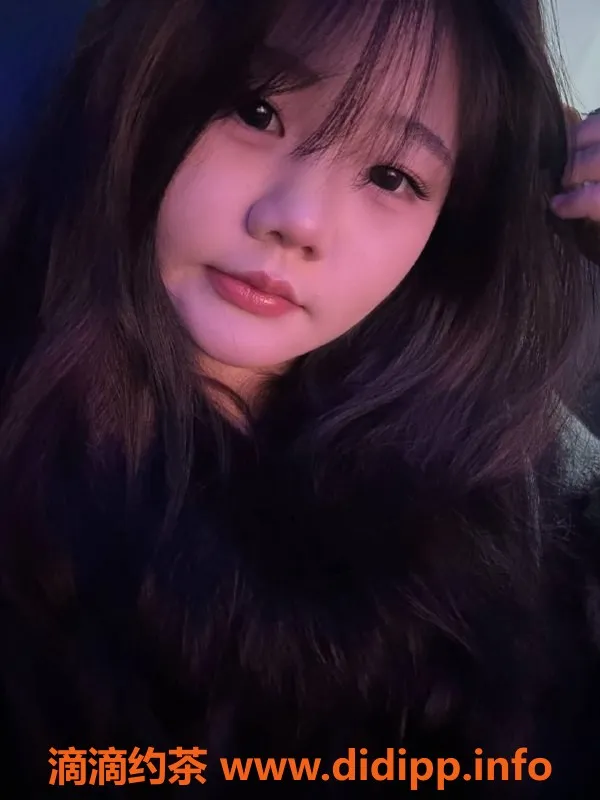 广州楼凤-天河嫩妹奶盖，鸳鸯浴体验，课费6P