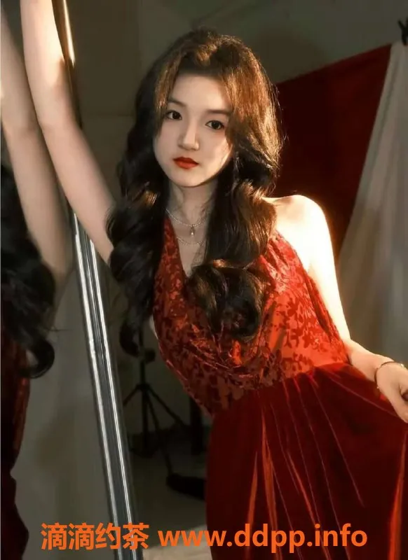 成都楼凤资源信息,成都嫩妹七七，173高胸B+，600元/小时，服务好