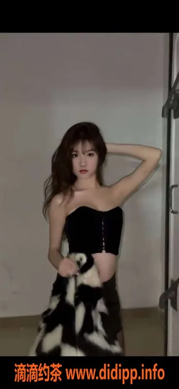 成都楼凤-成都嫩妹七七，173高胸B+，600元/小时，服务好