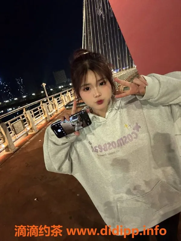 南昌楼凤-青山湖陈珊珊，600元陪浴调情服务