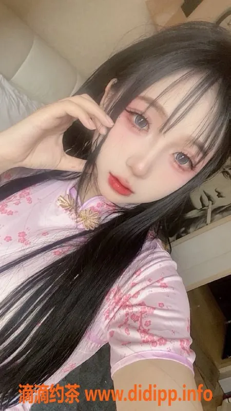 长沙楼凤资源信息,小鹿，天心区165cm D罩杯18岁，服务超值700元起！