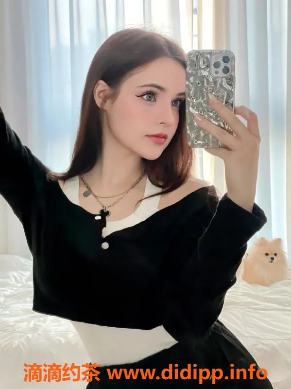 杭州楼凤-上城区尤利娅：22岁美腿169cm：1200元提供多项服务