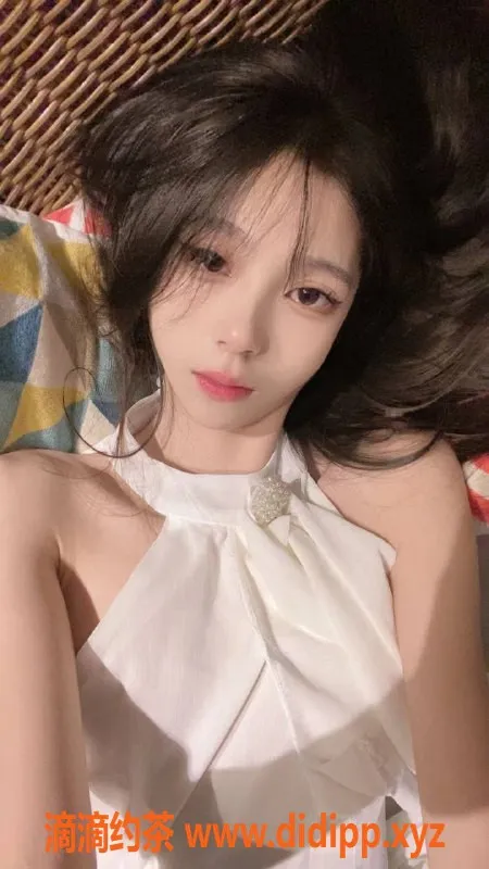 广州楼凤资源信息,天河小豆包，嫩妹大长腿，7P鸳鸯浴