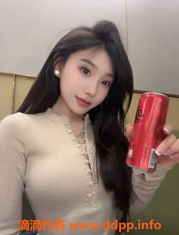 广州楼凤资源信息,白云媛媛，御姐大胸8P，舌吻双飞等你体验！