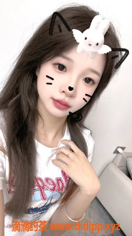 广州楼凤-天河萌萌，69p洗吹做，600起步价