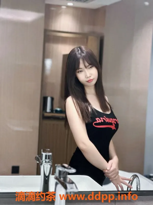 广州楼凤-天河嫩妹小爱，性价比超高的舌吻与鸳鸯浴