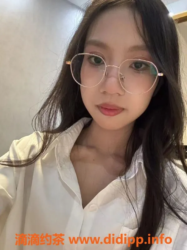 广州楼凤-荔湾慧宝，少女69p仅600元，视频验证！