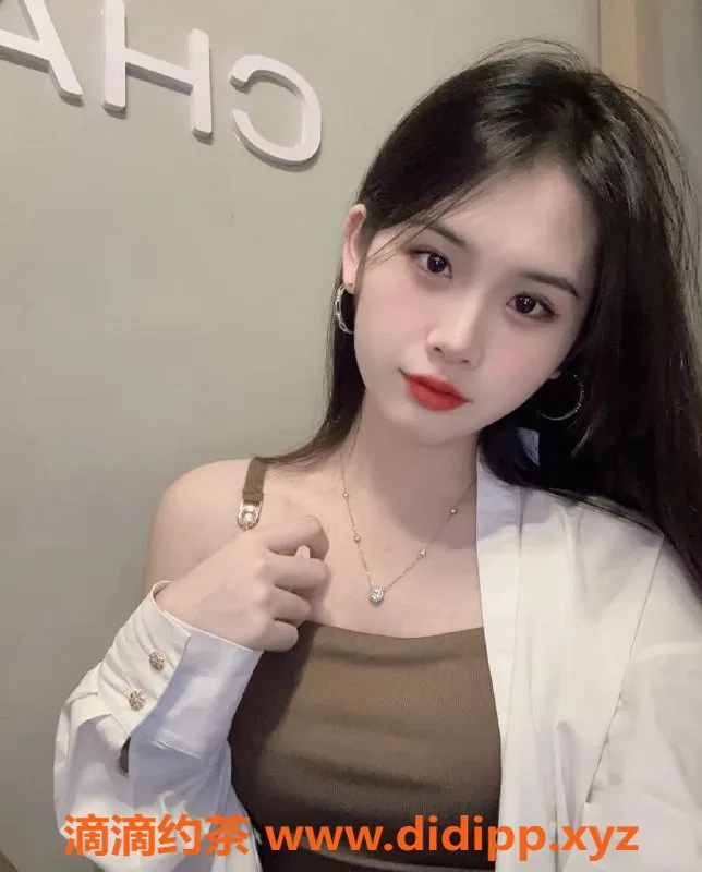 广州楼凤资源信息,天河御姐花梦瑶，12P大胸服务等你体验