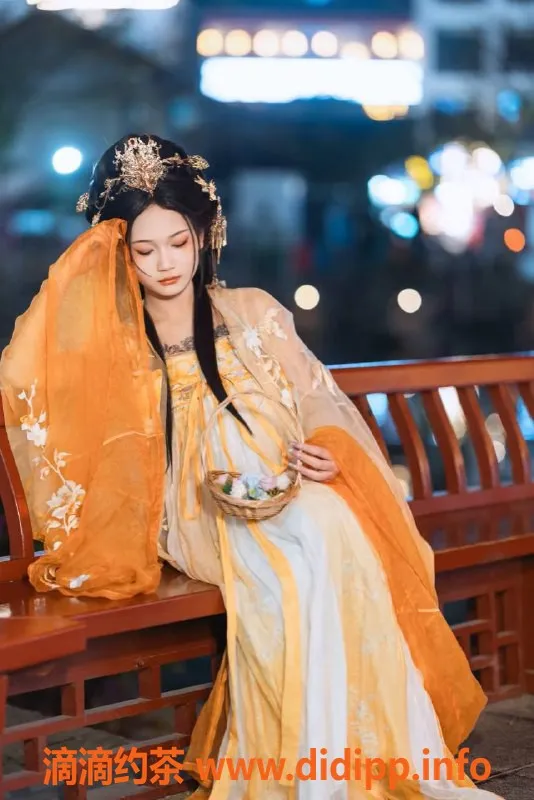 北京楼凤-石景山小屁孩，1200元嫩妹服务，放心出击！