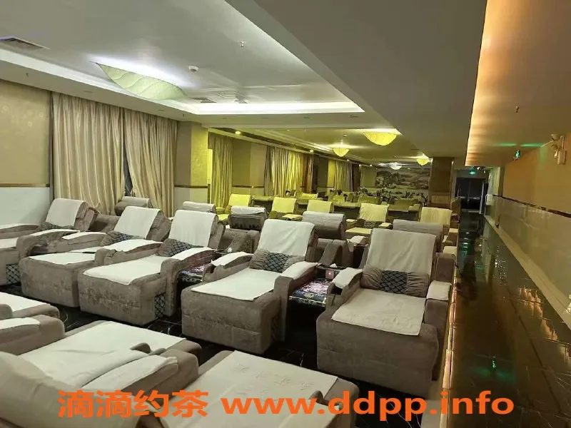 广州楼凤-广州白云优质95后按摩套餐，618起588元