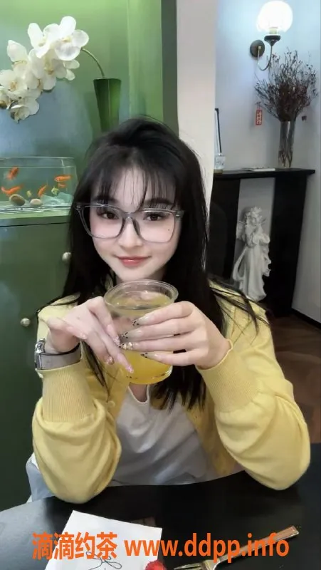 长沙楼凤-芙蓉区的珊珊，性感热辣，600p起