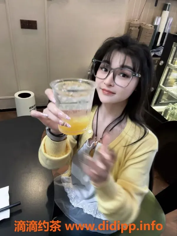 长沙楼凤资源信息,芙蓉区的珊珊，性感热辣，600p起