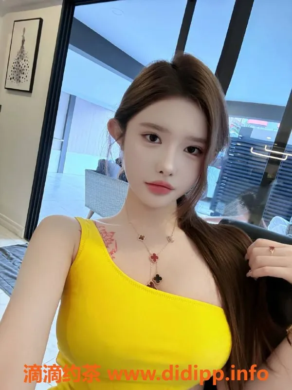 深圳楼凤-美羊，深圳龙华美女，1500起服务！